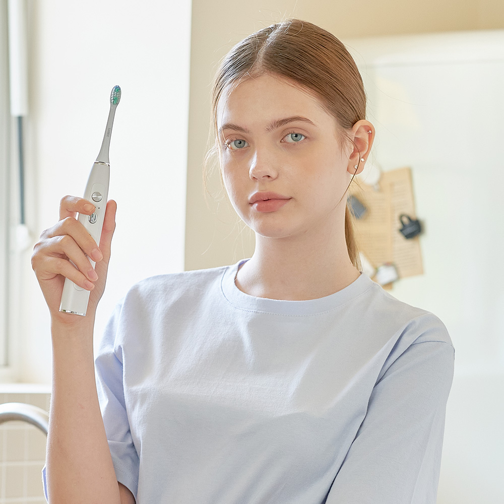 식스비 음파 전동 칫솔 듀얼케어_화이트