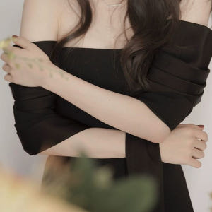 새틴 튜브탑 오프숄더 제주스냅 촬영드레스 셀프웨딩블랙드레스 착용 후기 | 사이즈/핏 총정리 - 상품 이미지 2