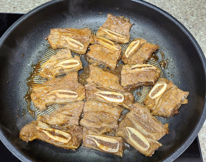양념 LA갈비 (1.2kg) 블랙앵거스 달달 수제 숯불 양념갈비 구이 - 상세 이미지 2