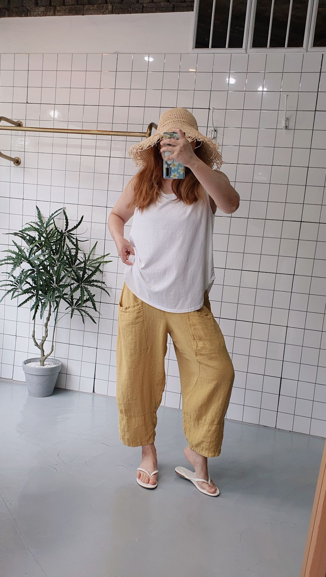 데일리 디오 민소매 티셔츠 이미지 4