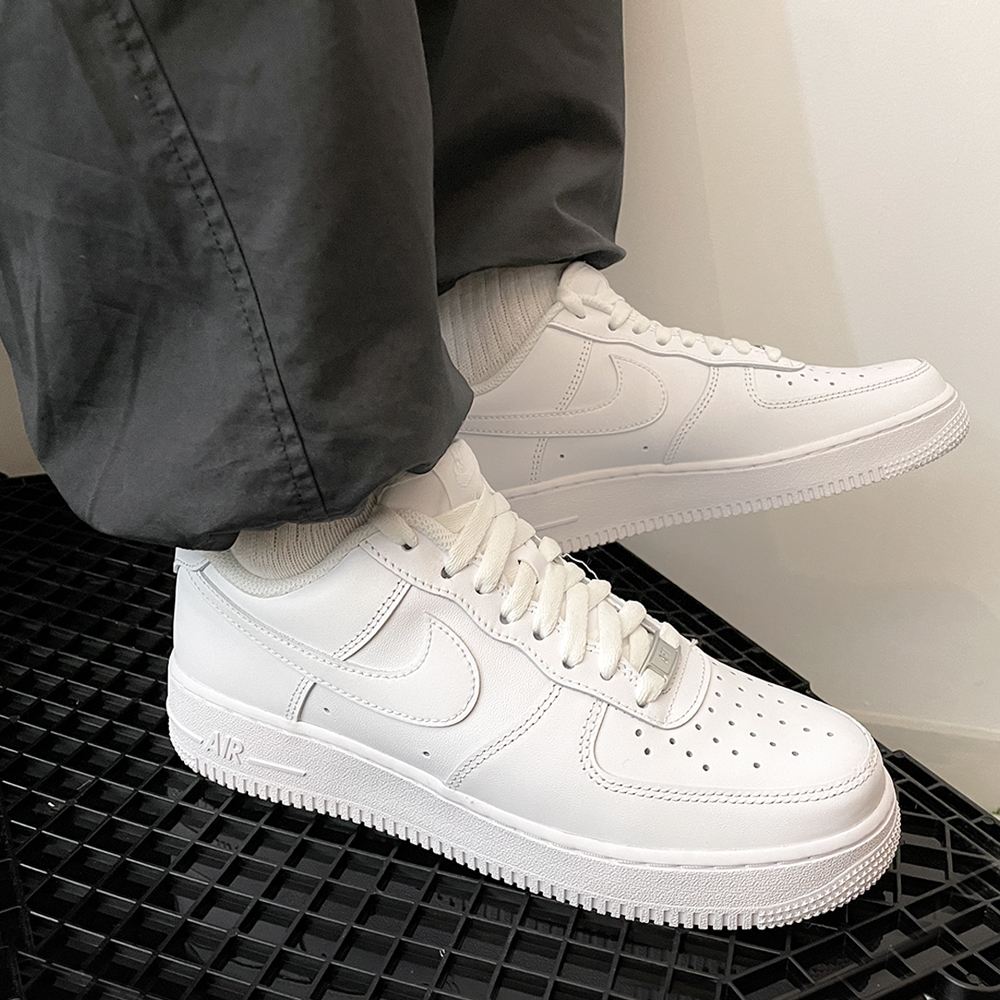 나이키 에어 포스 1 07 로우 올백 블랙 흰검 화이트 검흰 올검