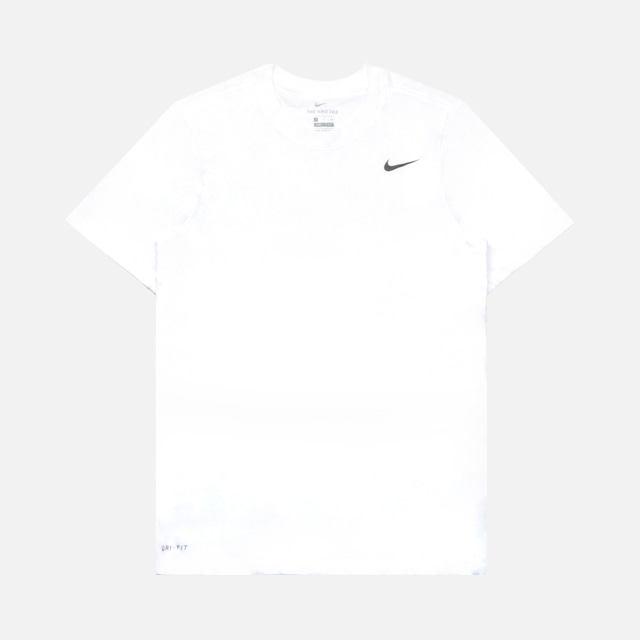 나이키 솔리드 스우시 반팔티 AR6029-100