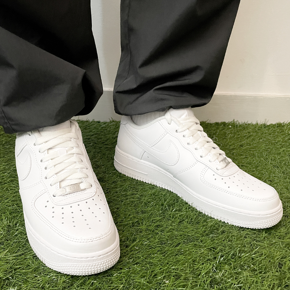 나이키 에어 포스 1 07 로우 올백 블랙 흰검 화이트 검흰 올검