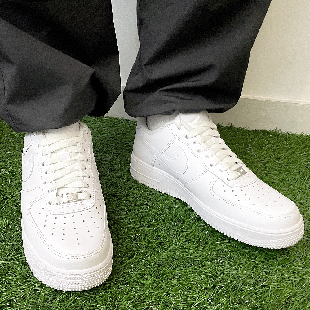 나이키 에어 포스 1 07 로우 올백 블랙 흰검 화이트 검흰 올검