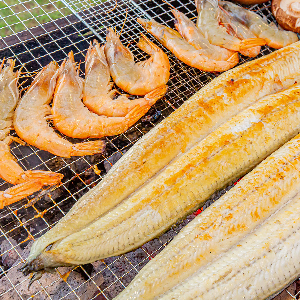 심명진 민물장어 특미 2kg 국산 자포니카 민물장어 캠핑고기 손질 후 1.2kg 1.4kg 초벌 후 900g 1.1kg 중량 손질 초벌 선택