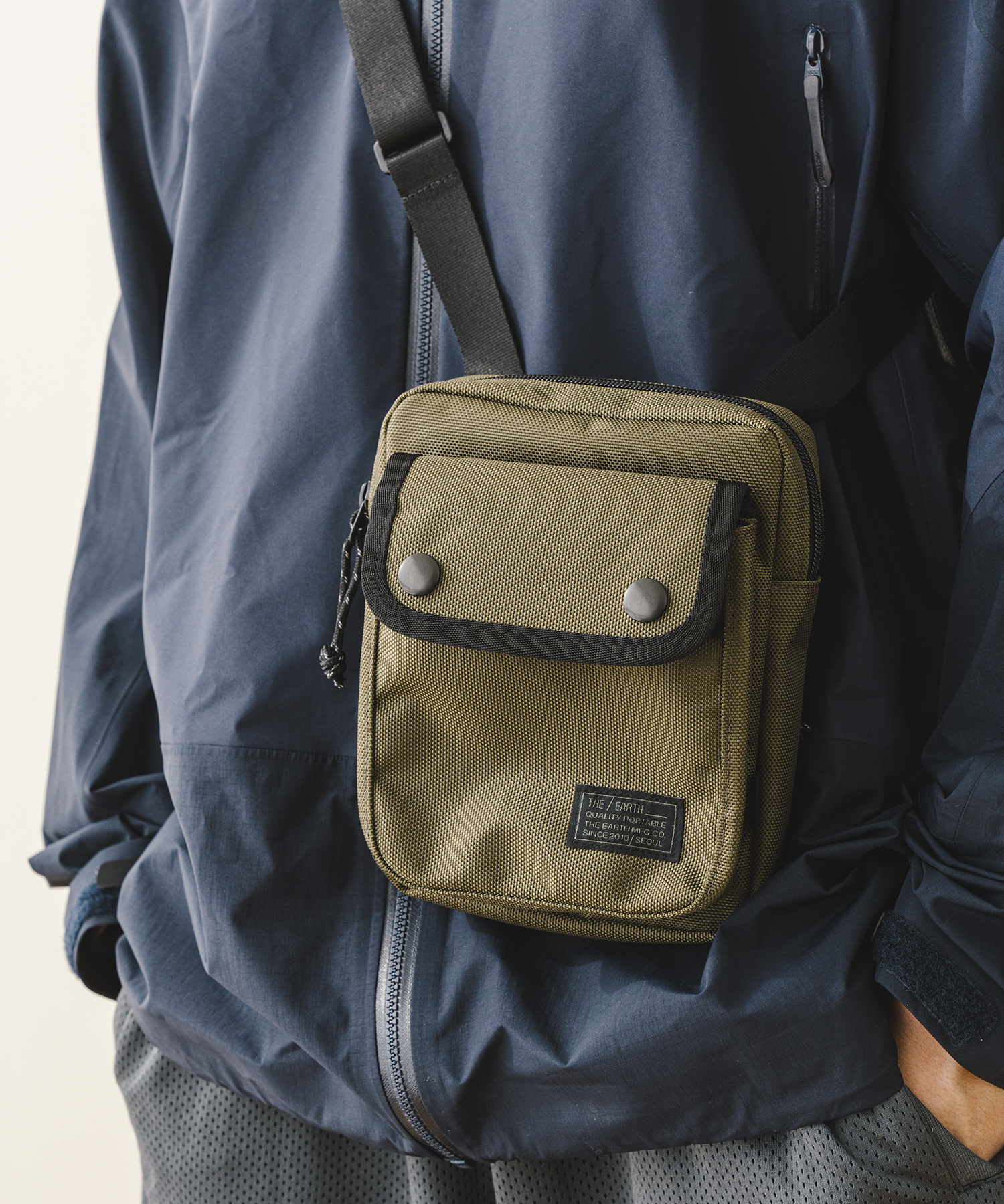 디얼스 발리스틱 코듀라 미니크로스백 CORDURA Mini Cross Bag - WOODLAND 이미지 7