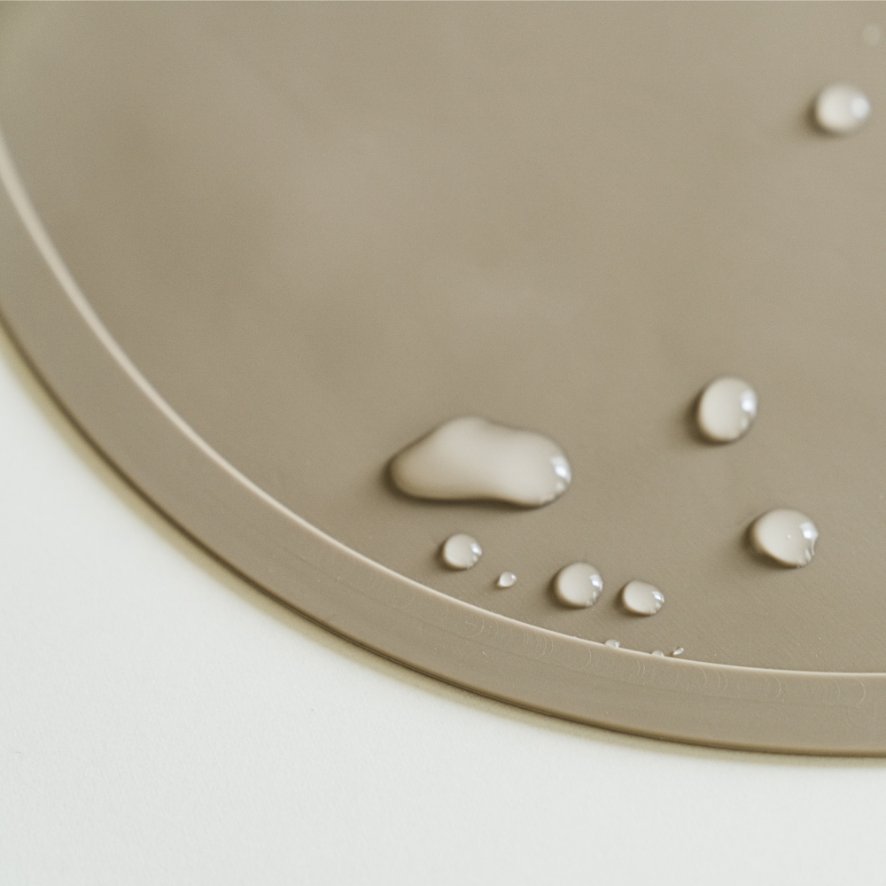 리틀모먼트 반려동물 흘림방지 실리콘 매트 강아지 고양이 애견 식기 논슬립 밥그릇 물그릇