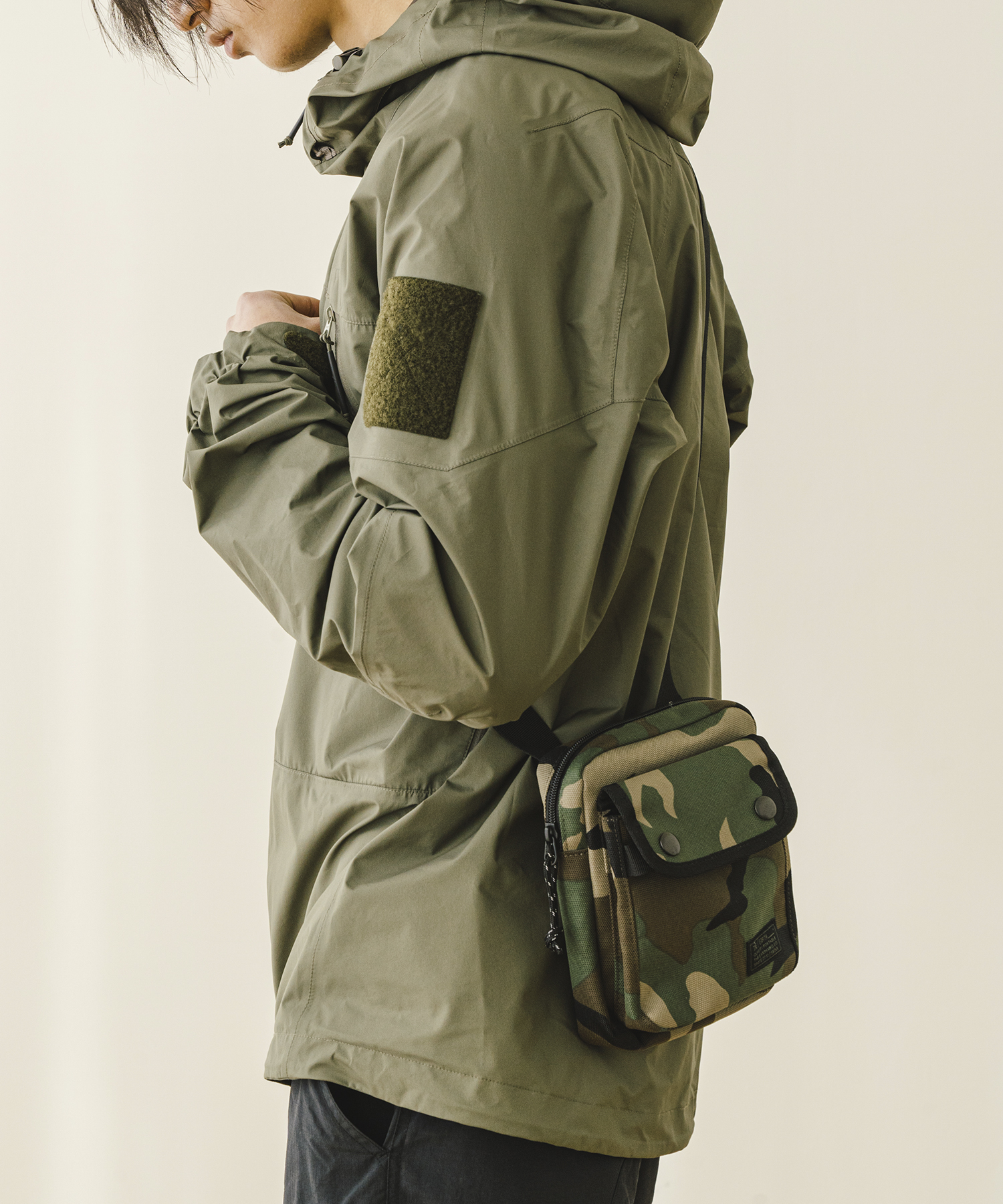 디얼스 발리스틱 코듀라 미니크로스백 CORDURA Mini Cross Bag - WOODLAND 이미지 8