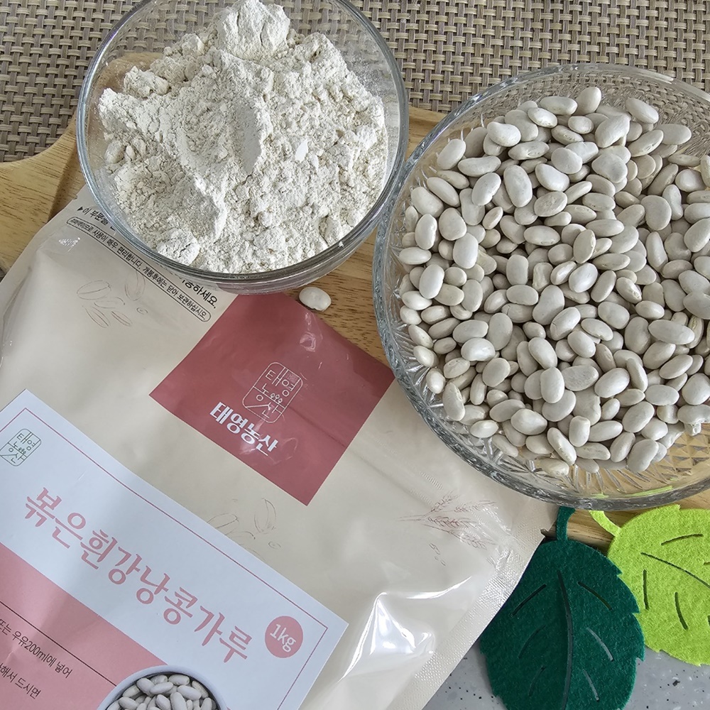 캐나다산 볶은흰강낭콩가루 흰콩가루 네이비빈 1kg, 1개 - 상품 이미지