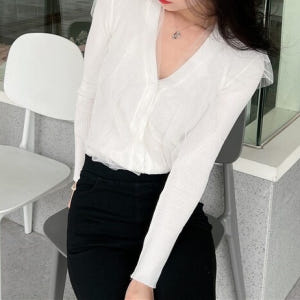 여자여자몰 망사날개 슬림핏 긴팔 골지니트숏가디건 봄 이너카디건 여신 착용 후기 | 사이즈/핏 총정리 - 상품 이미지 4