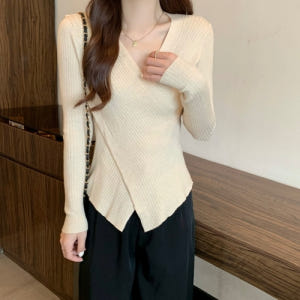 여자여자몰 부드러운재질 사선랩 섹시골지니트티 슬림핏 니트이너 휘뚜루마뚜루 착용 후기 | 사이즈/핏 총정리 - 상품 이미지 2