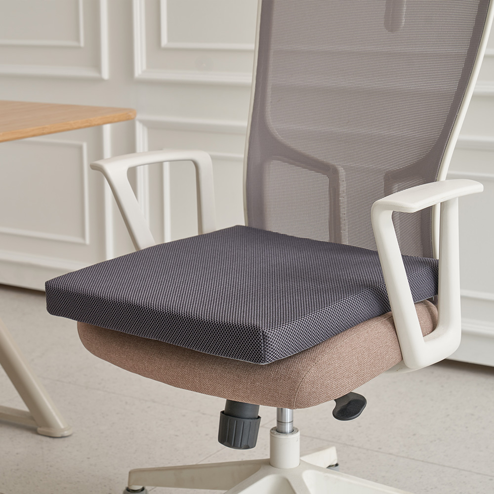 에어위브 쿨방석 여름 통풍 벌집 실리콘 쿨링 아이스 시원한 사무실 매쉬방석