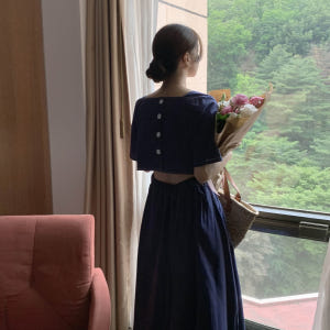 도로시 백트임 허리뒷트임 여름 반팔 스퀘어넥 뒷단추 스티치 코튼 포인트 ... 착용 후기 | 사이즈/핏 총정리 - 상품 이미지 1
