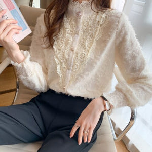 여자여자몰 엔틱자수 깃털플라워 봄긴팔블라우스 간절기 반투명시스루블라우스 착용 후기 | 사이즈/핏 총정리 - 상품 이미지 4