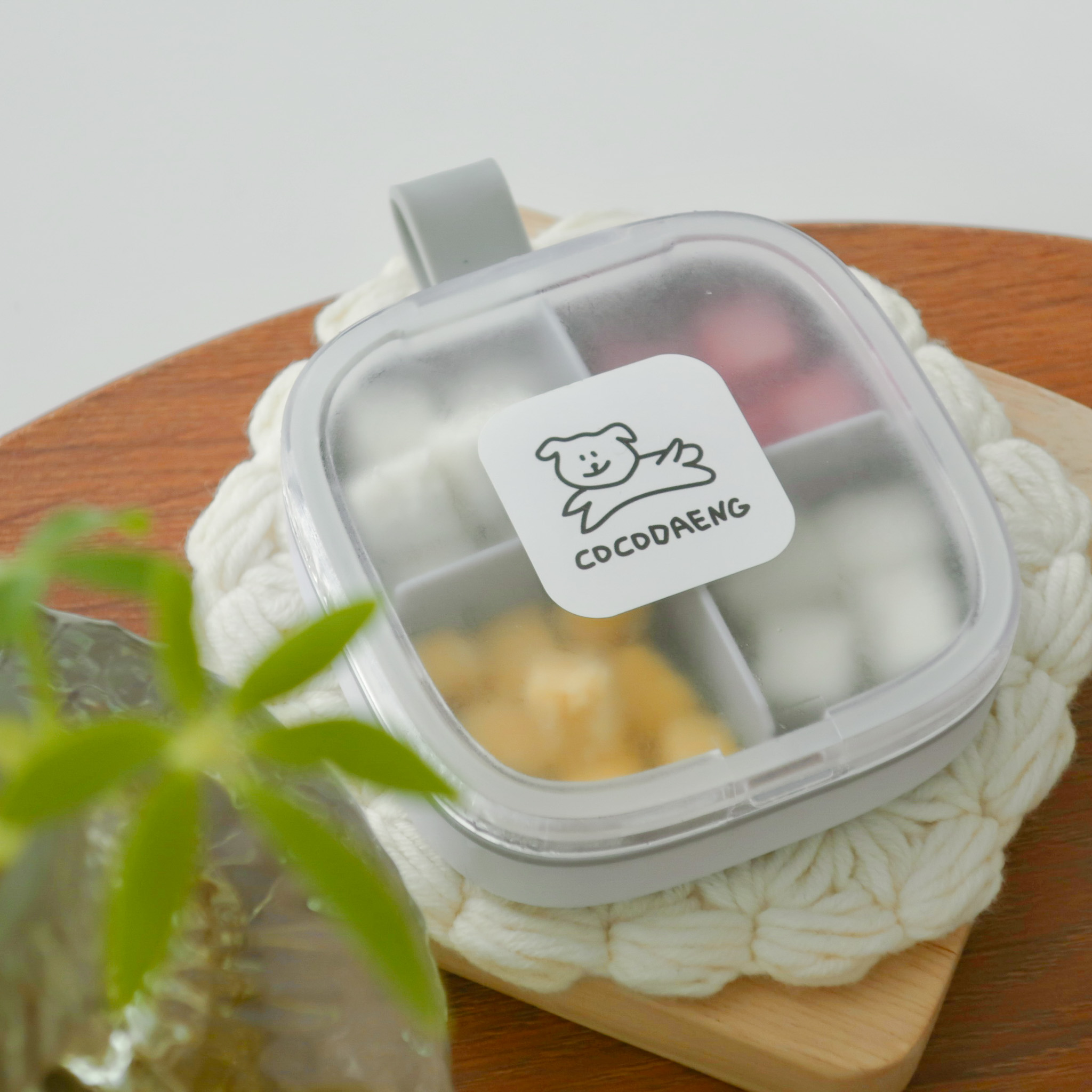 강아지사료통 간식통 반려견 애견 간식 사료보관 밀폐 간식 휴대용 보관통 - 상세 이미지 2