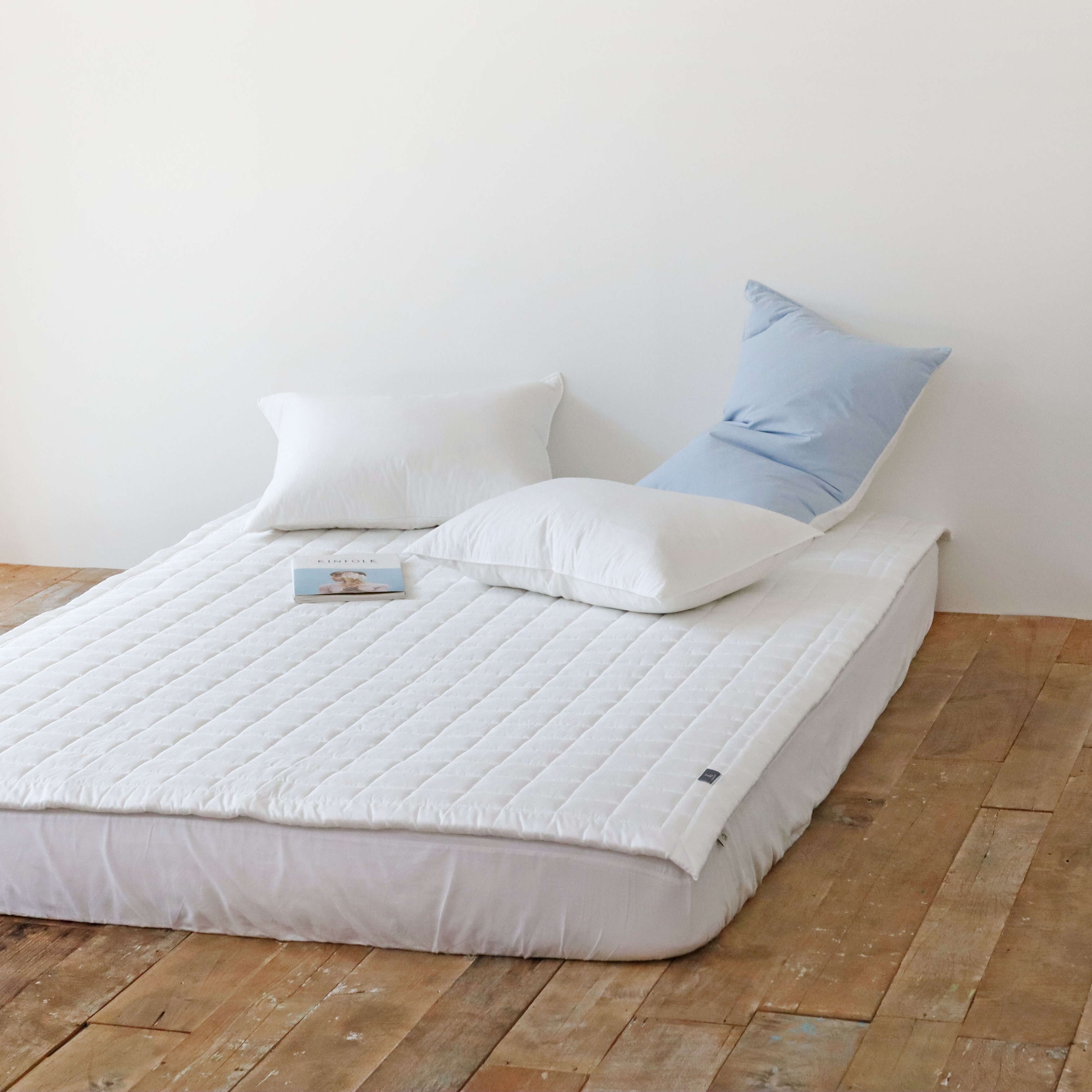 미드나잇 여름 냉감 미끄럼방지 쿨매트 듀라론 항균 침대패드 Q/K