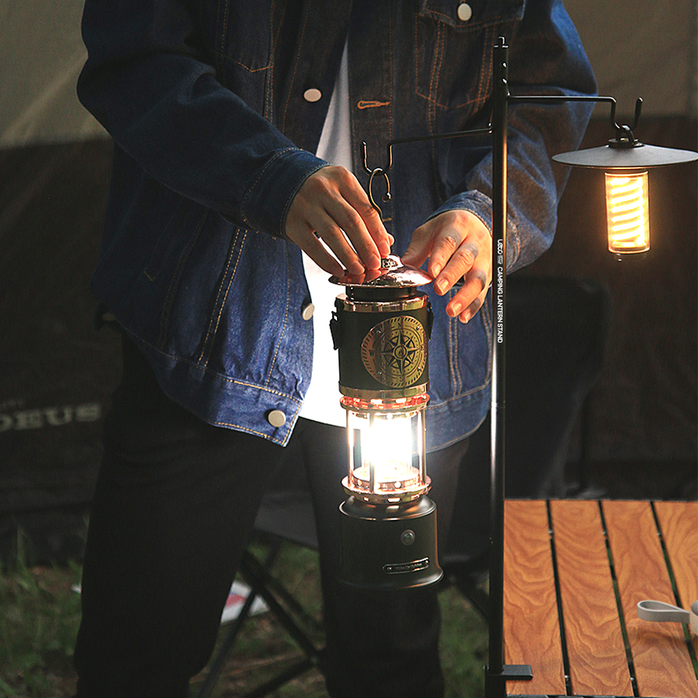 레토 듀얼 캠핑 랜턴걸이 스탠드 거치대 2Way 테이블 파일드라이버 겸용 LCE-LR01