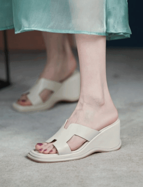 H라인 통굽 웨지 샌들 슬리퍼 - 상품 이미지