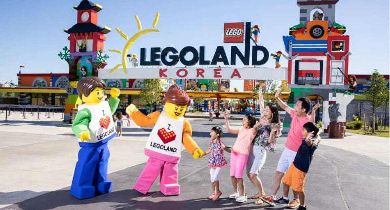 슬라이드월드 + 레고랜드 일일 투어 가격 추이 뜨거운청춘 슬라이드월드 + 레고랜드 일일 투어 - 최저가 135,300원