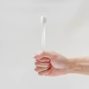 래디어스 퓨어베이비 6개월- 부드러운 아이 돌아기 칫솔 1개입, 6개 육아맘 솔직 후기 | 실사용 리뷰 - 상품 이미지 4