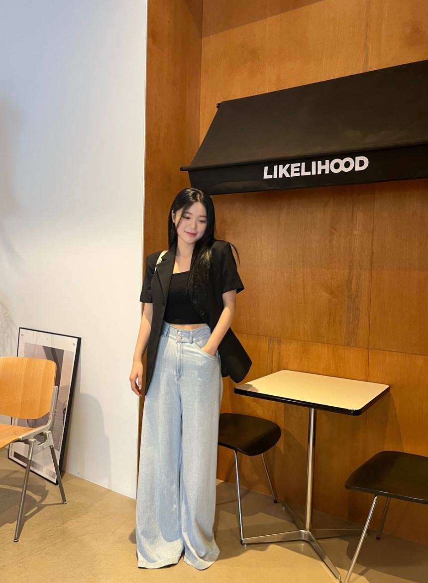 [로웰샵] 르떼 여성 여름 썸머 패드 라인 팔뚝커버 브이넥 반팔 자켓 상세 이미지 7