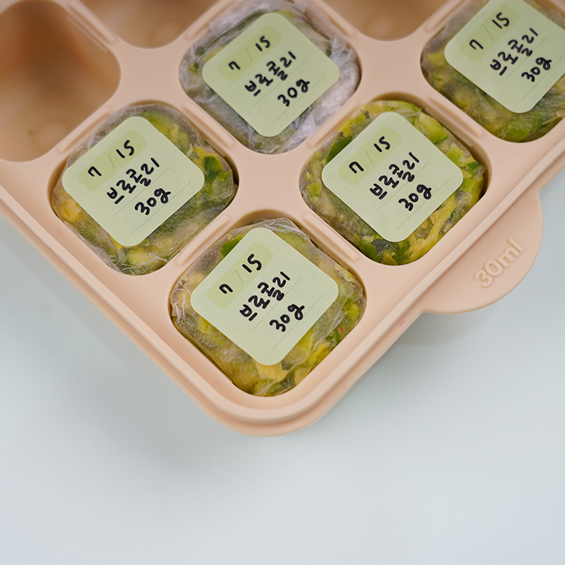 잼먹 실리콘 이유식 큐브 틀 보관 용기 6구 이유식준비물