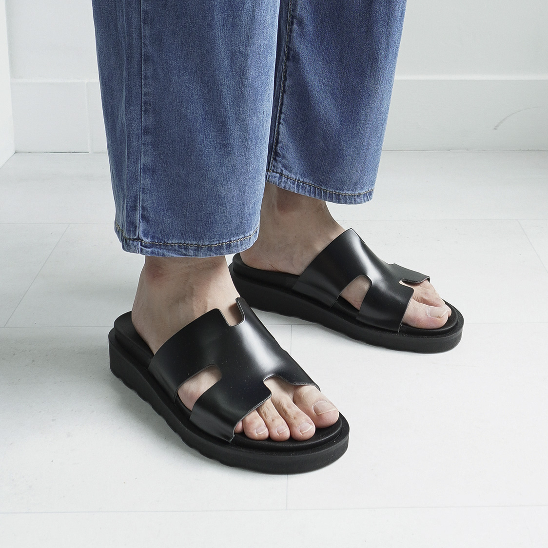 남자 에이치 논슬립 키높이 4cm 레더 슬리퍼 - 상품 이미지