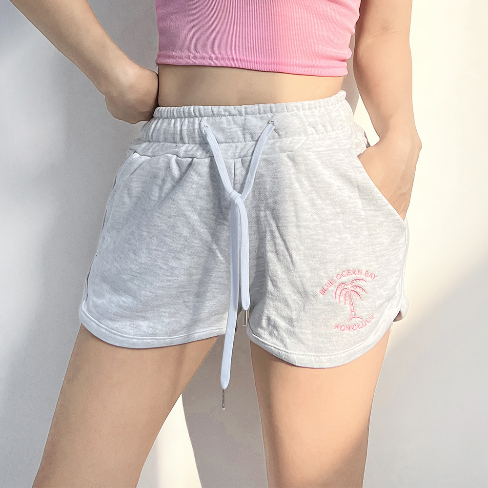 룰루 자수 비치룩 마실룩 트레이닝 밴딩 숏팬츠 반바지 3color 이미지