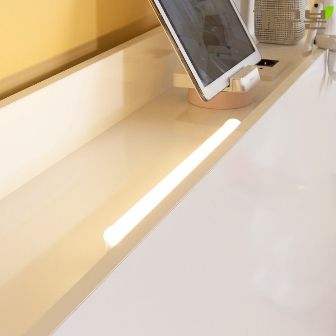 쿠룬 쇼파뒤수납장 쇼파뒤선반 옆수납장