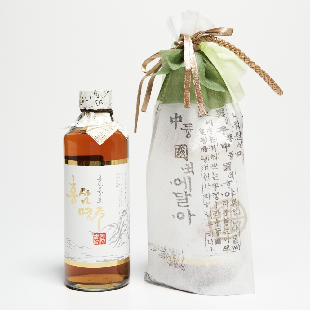 홍삼명주 홍삼주 답례품 14도 375ml 약주 인삼 한지포장(포장지, 쇼핑백 포함) - 상품 이미지