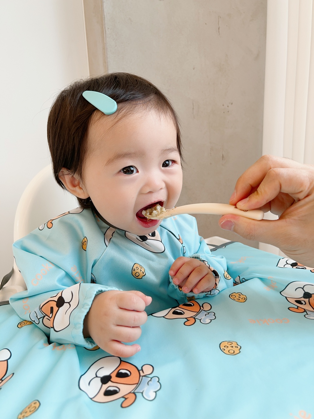 자기주도 턱받이 이유식 아기 식탁일체형 초기 방수 이유식가운 유아 여름 나시 부분커버 핑크 애니멀