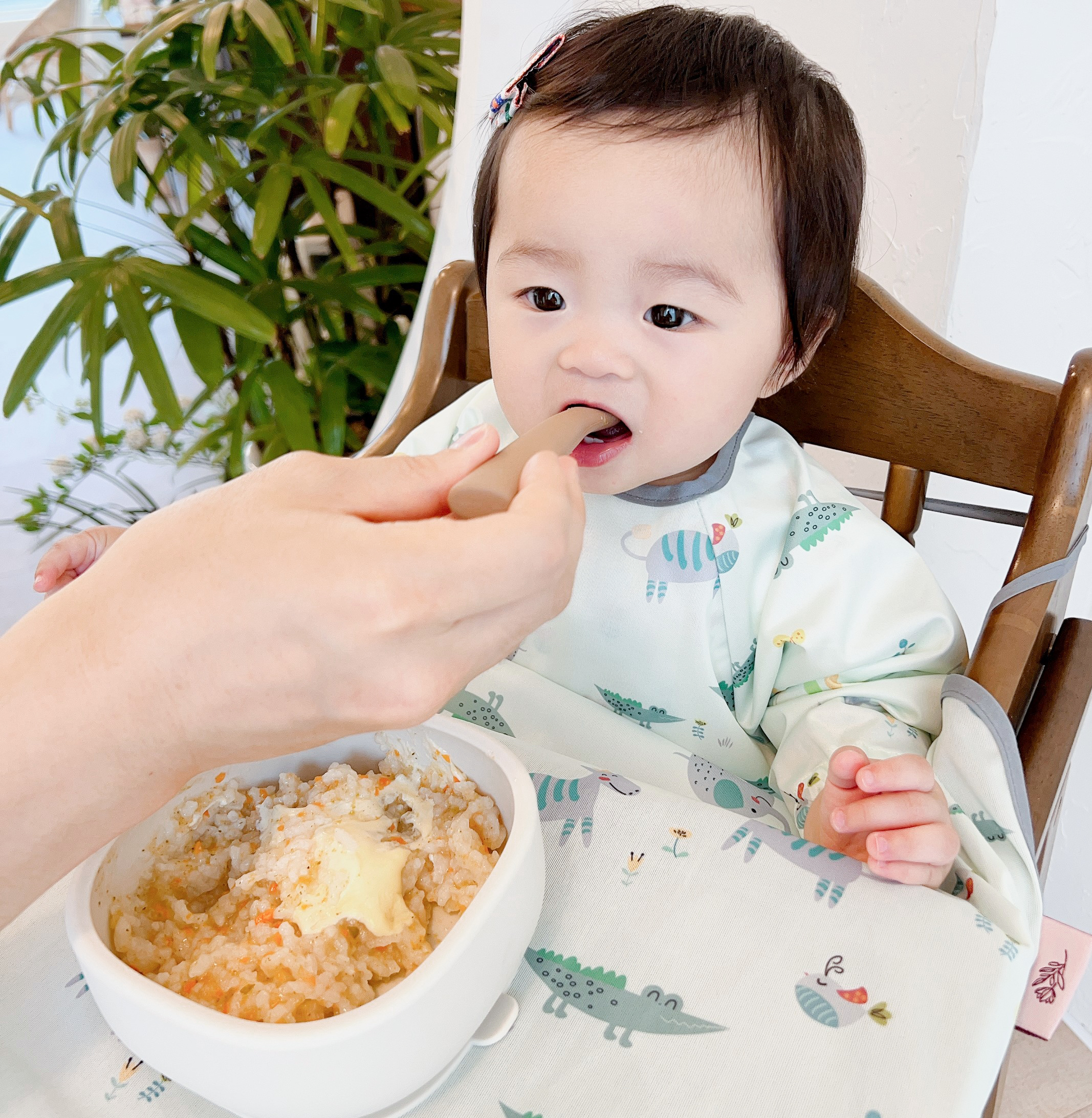 자기주도 턱받이 이유식 아기 식탁일체형 초기 방수 이유식가운 유아 여름 나시 부분커버 핑크 애니멀