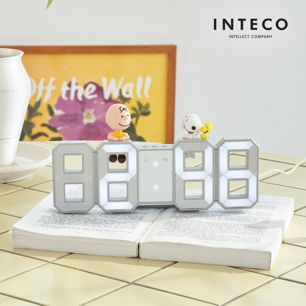 [보프렌즈] 스누피 피규어 3D LED 디지털 시계 벽걸이 시계 인테리어 집들이 선물