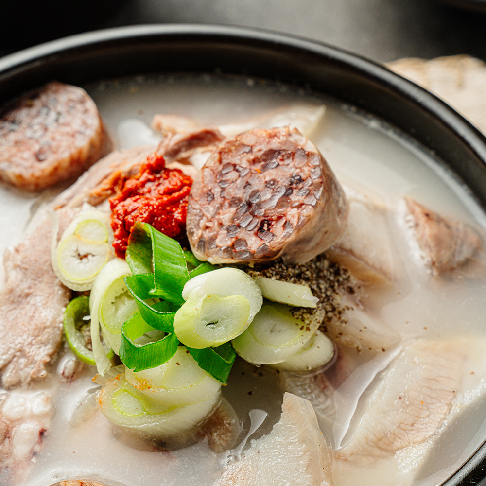 신포시장 가마솥 순대국밥 사골 국밥 600g X 2팩 - 상세 이미지 5