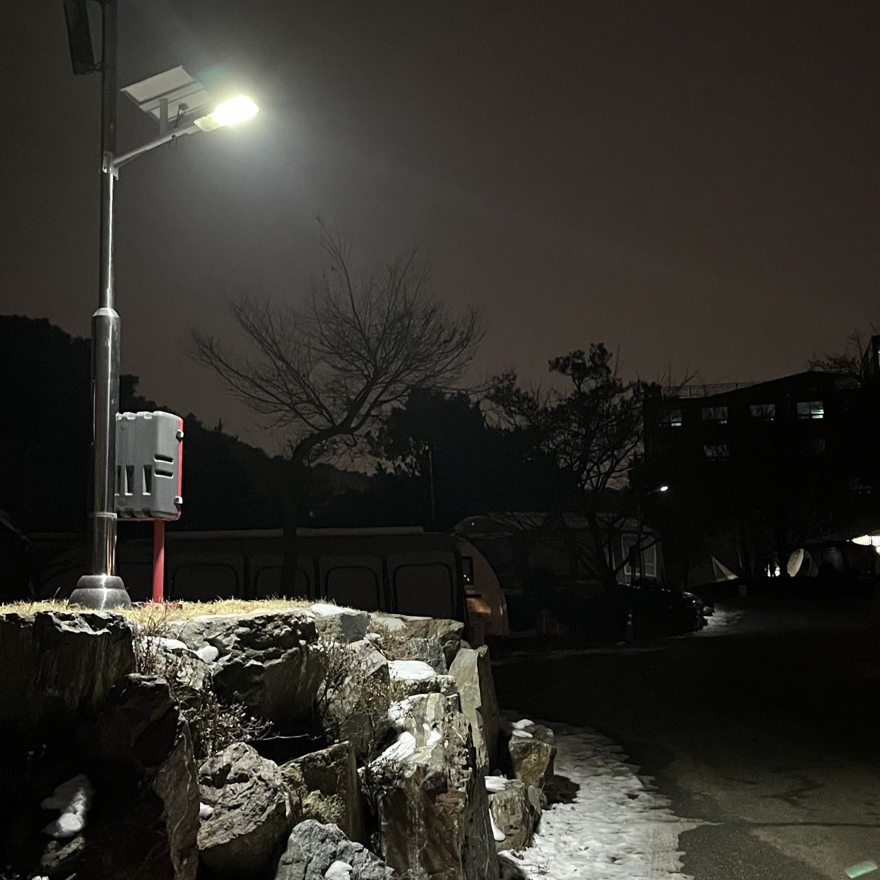 태양열 가로등 LED 태양광 센서등 외등 벽 조명등 전등 가로등헤드 보안등 일체형 100W