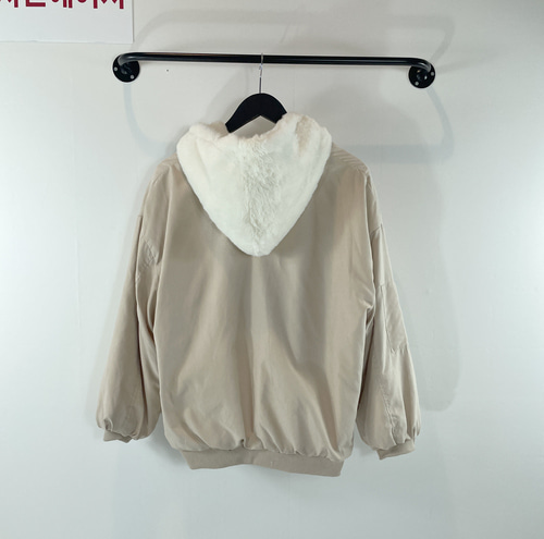 여자여자몰 뉴요커 시크 밍크퍼 양면항공숏점퍼 데일리 겨울숏패딩 이미지 3