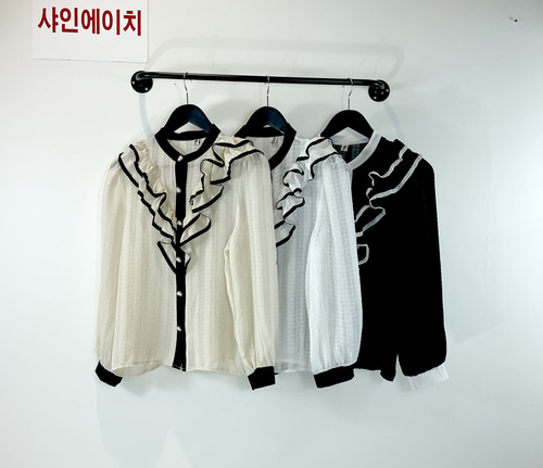여자여자몰 유러피안룩 격식블라우스 브이벨벳프릴 엔틱셔링 가을시스루블라우스 하트단추 이미지 4