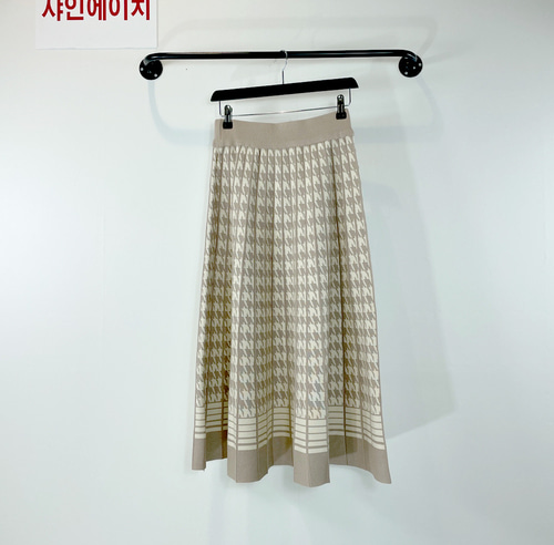 여자여자몰 도톰탄탄니트원단 지도리제비패턴 배색 니트롱스커트 겨울 따뜻한긴치마 이미지 4