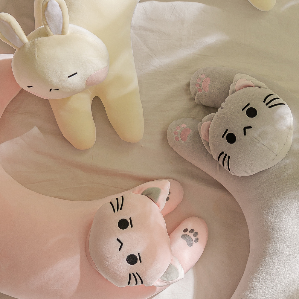 아르셰 안고자는 고양이바디필로우 인형 90cm 모찌스판 베개 업어가라냥