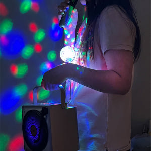 노래방 마이크 k1010 블루투스 듀얼 명품스피커 무선 LED 미러볼 캠... 개봉기 | 실사용 후기 - 상품 이미지 3