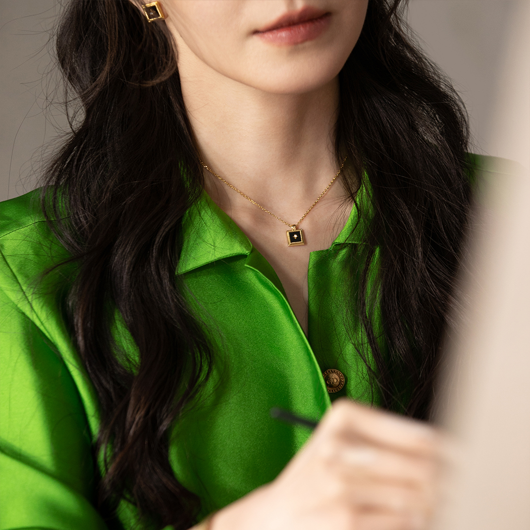 롤라로즈 Gallery 블랙 오닉스 큐빅 펜던트 목걸이 LR51101 - 상세 이미지 2