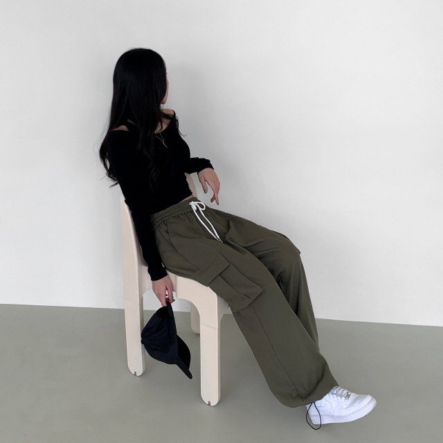 볼디즈 바스락 카고 포켓 핀치 와이드+조거 2way나일론 트레이닝 팬츠 봄 바지 상세 이미지 146
