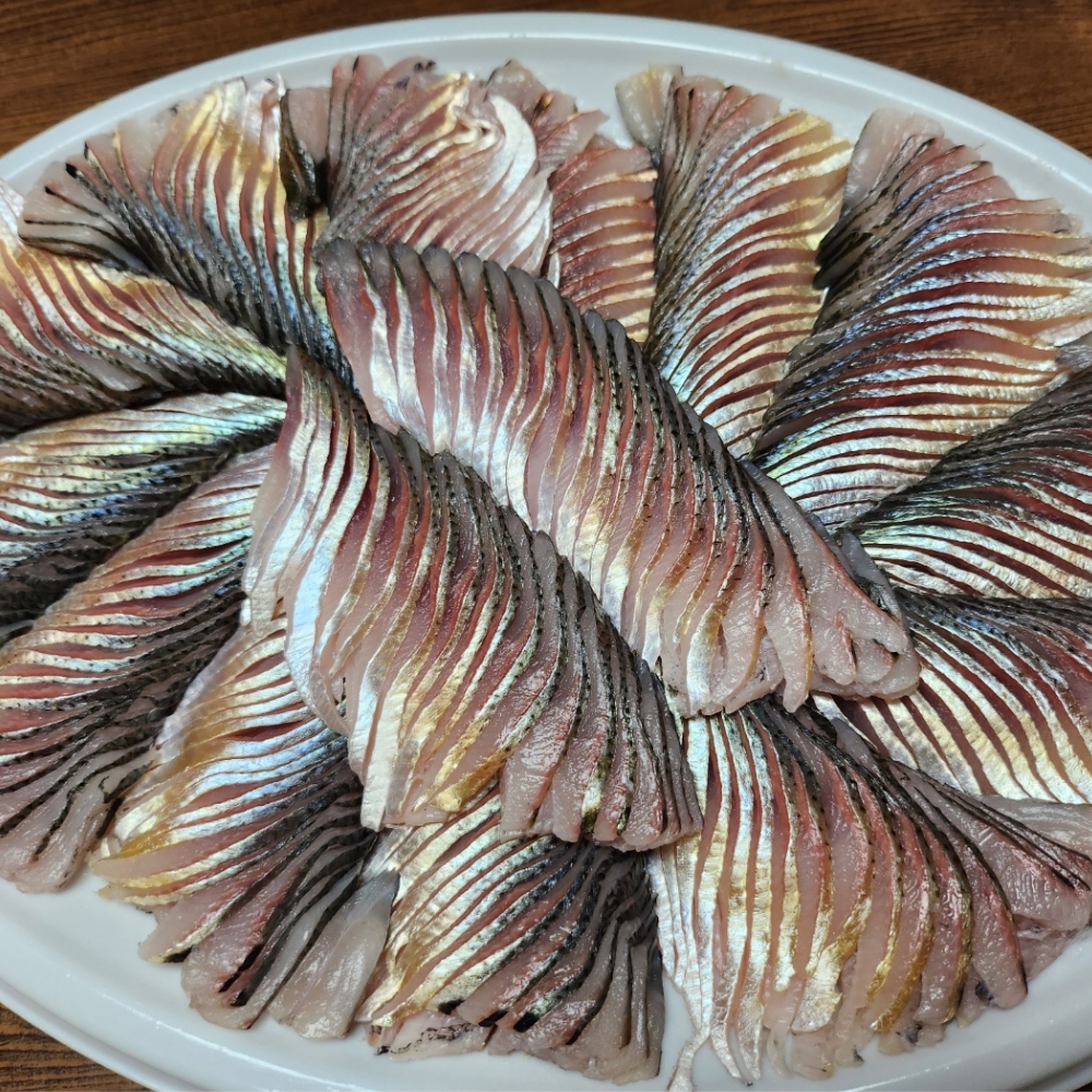 고소한 제철 활 전어 세꼬시 전어회 구이 500g 순살 필렛