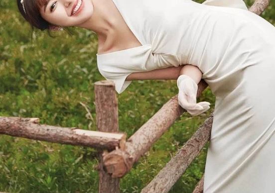 새틴 반팔 꼬임 결혼식2부 약혼 피로연 스냅촬영 이브닝 셀프웨딩드레스 이미지 3