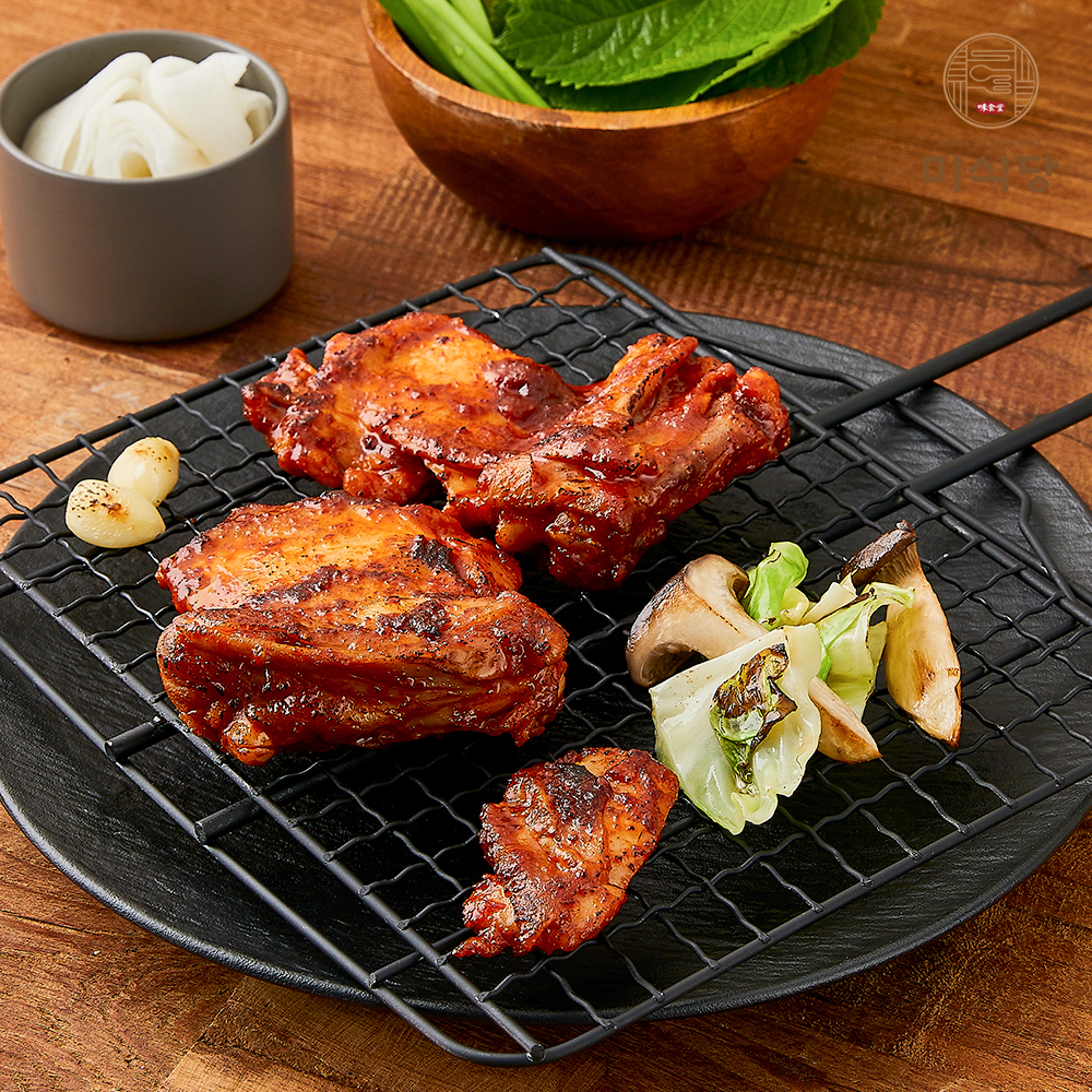 [미식당 행사] 미식당 홍천식 국내산 닭갈비 3팩 간장 고추장 닭다리살 캠핑음식 - 상품 이미지