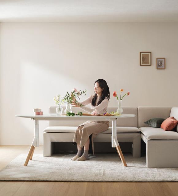 일룸 업모션 테이블 타원형 (강화 사틴유리) 1800mm, SSP(사틴화이트)