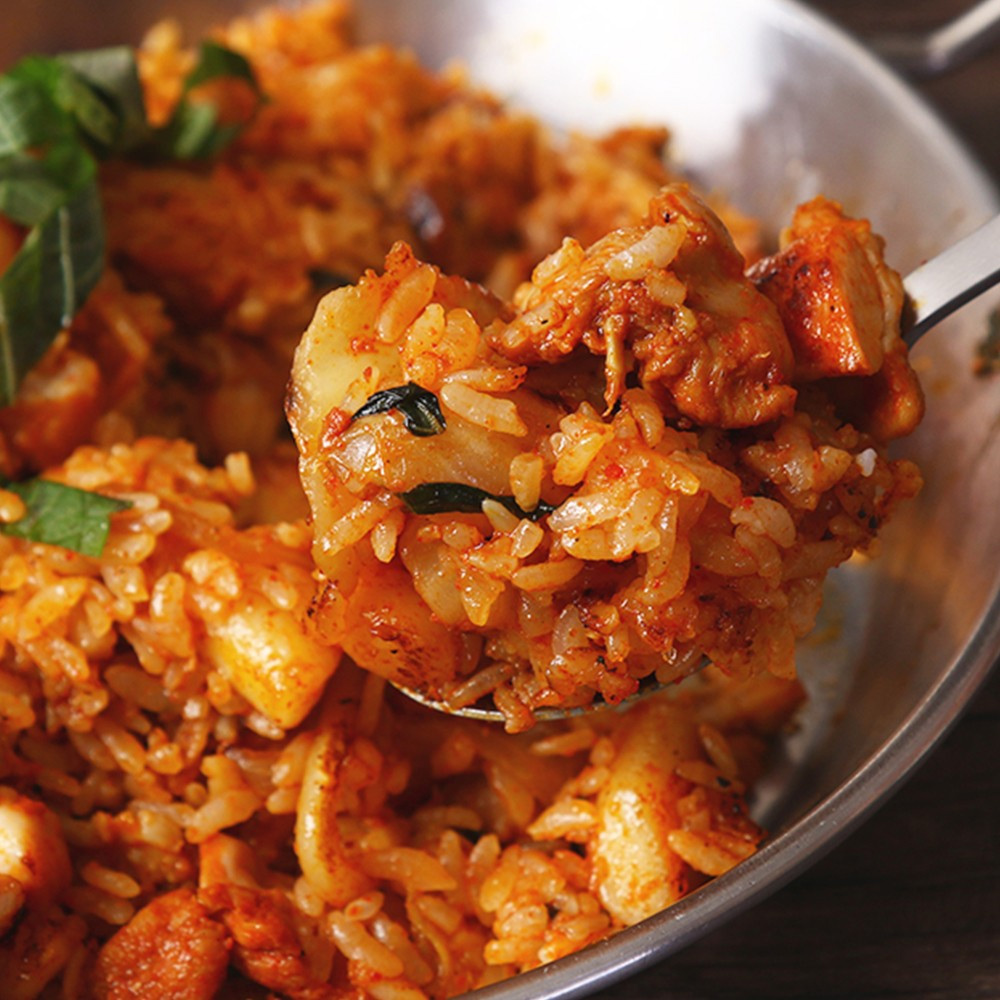 강원도 춘천 양념 닭갈비 1kg (3-4인분) 캠핑음식 국내산 냉장육 이미지 8