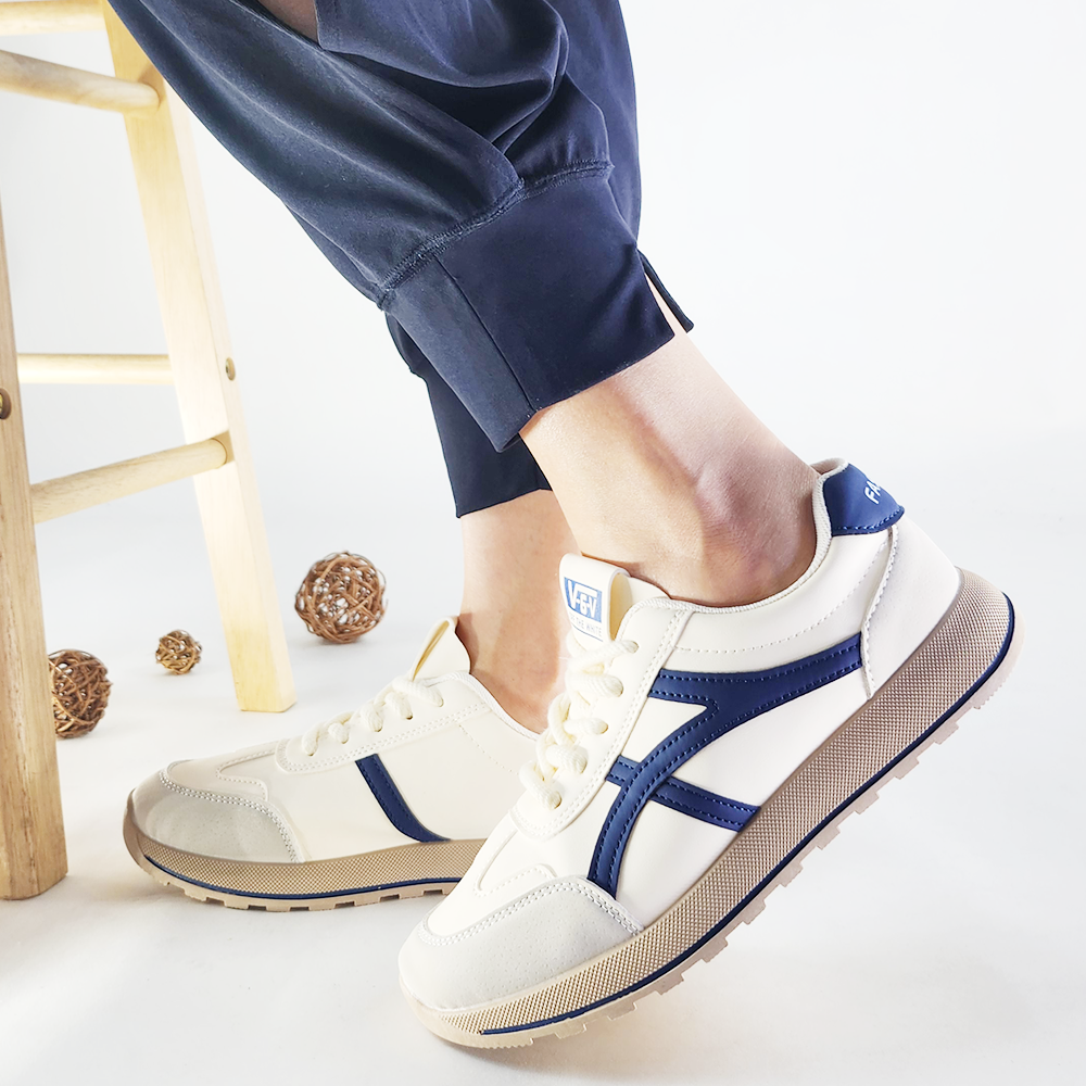 흰 운동화 중년 여성 헬스장 50대 40대 60대 5823 - 상세 이미지 5
