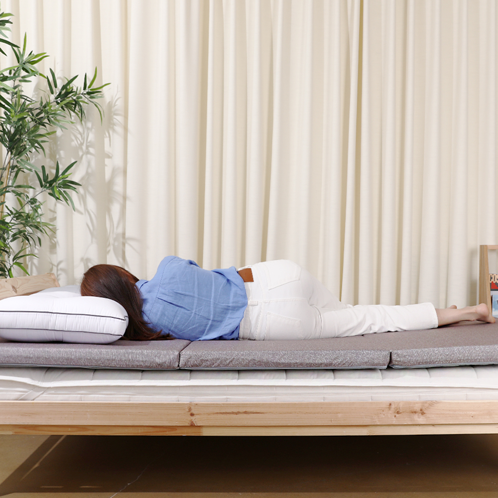 더베딩샵 허리에좋은 매트리스 3단접이식 탄탄 편리한 바닥요매트
