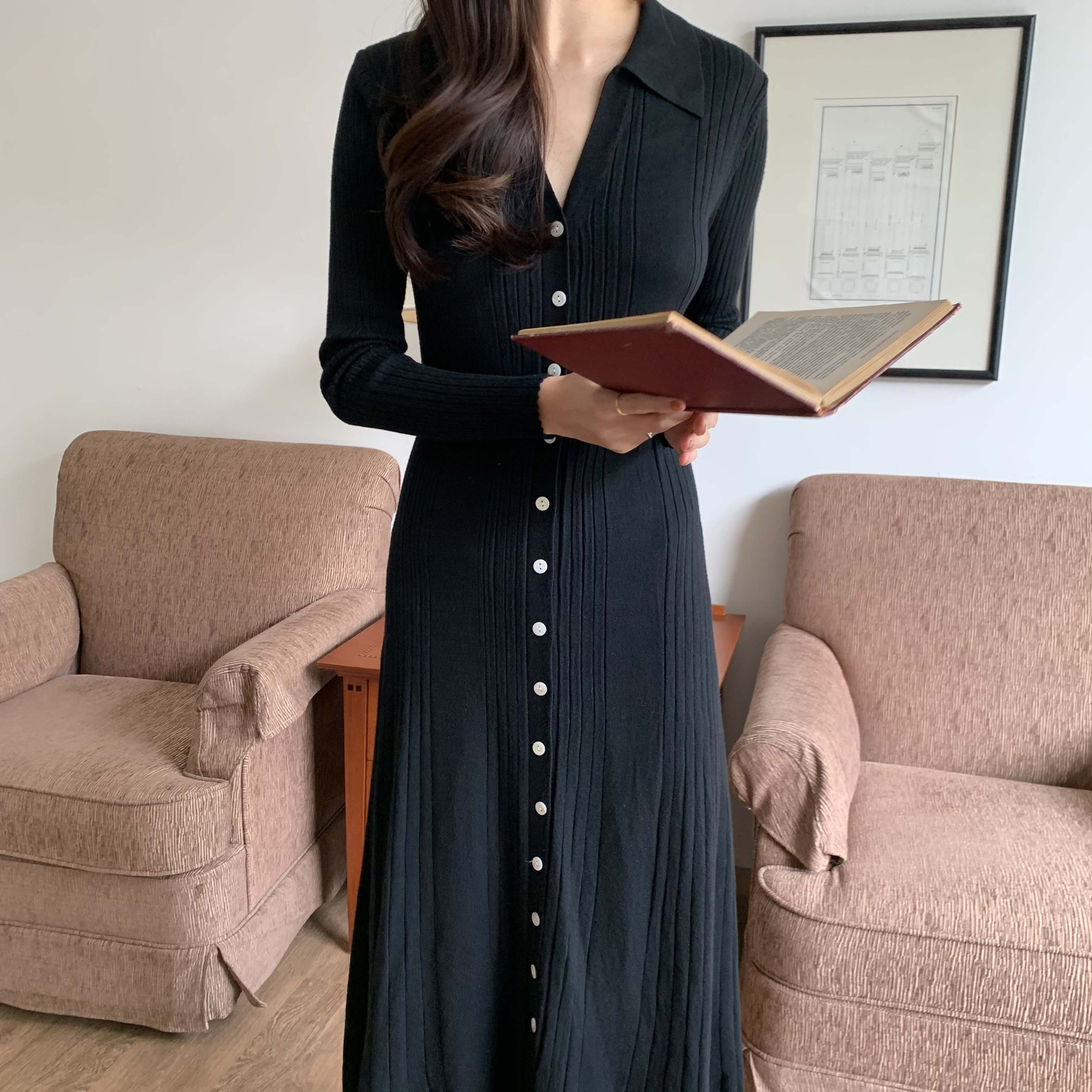 골든 겨울 여성 버튼 여리 슬림 골지 카라 브이넥 니트 맥시 롱 원피스(베이지,블랙) 제품 이미지